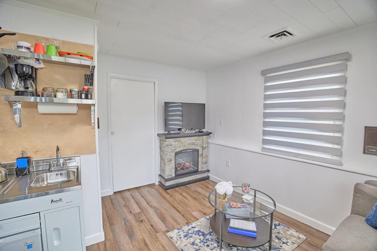 Fairway Paradise Tiny Home Lancaster Exterior photo